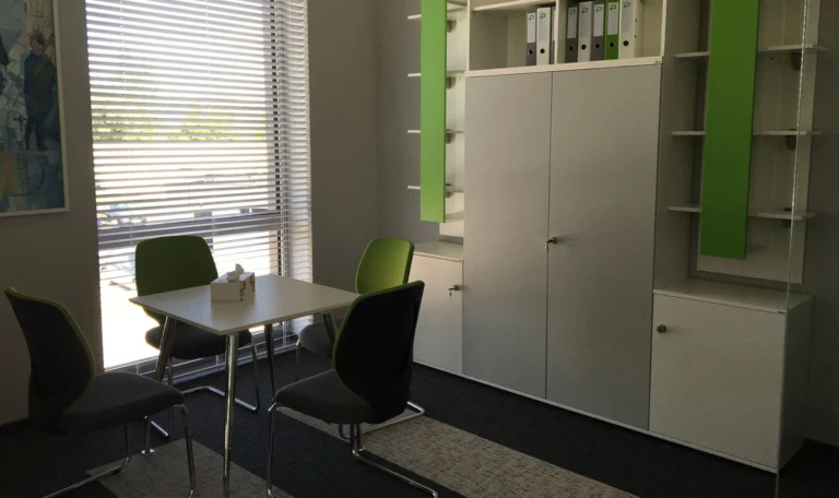 realizacja Mori Place nowoczesne wnętrza biurowe ergonomia w pracy wyposażenie biura Polonez Plus foto 6