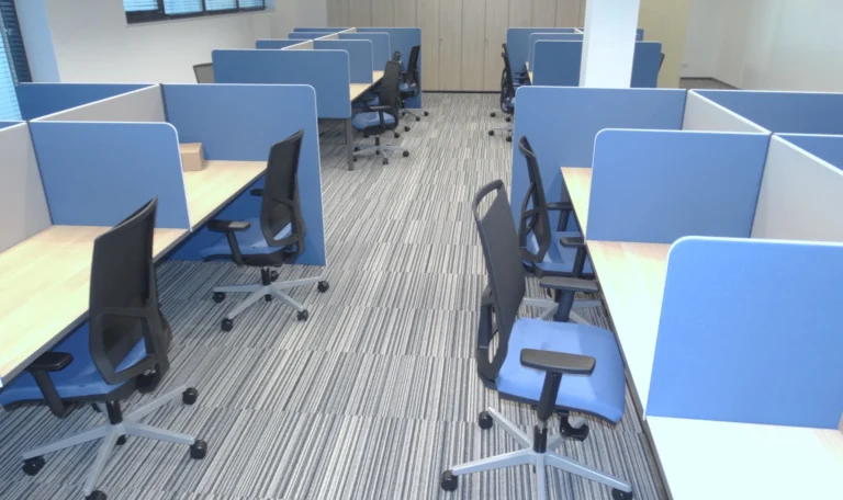 realizacja Mori Place nowoczesne wnętrza biurowe ergonomia w pracy wyposażenie biura Lubfarm SA projekt wnętrz gabinety dyrektorskie przestrzenie biurowe strefy wspólne zaplecze socjalne foto 5